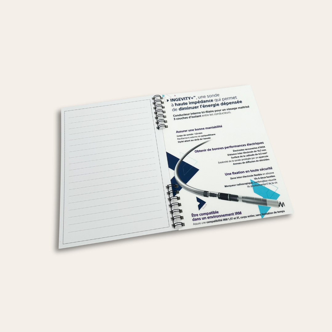 Carnet effaçable à l'eau et personnalisable sur la 3ème couverture Carnet personnalisé sur la troisième couverture.