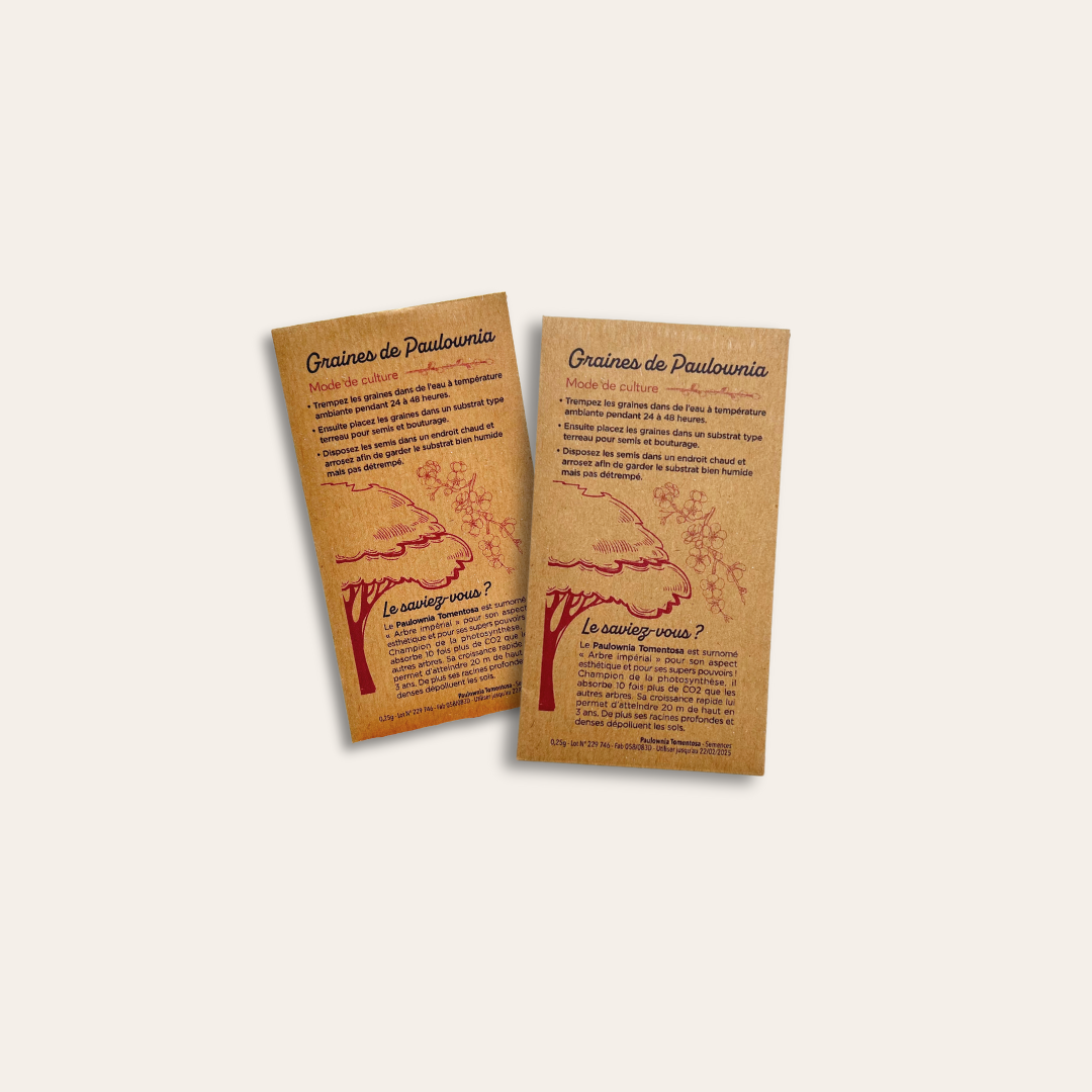 Sachets kraft personnalisés à partir d'encre végétale Deux sachets kraft de graines de Paulownia.