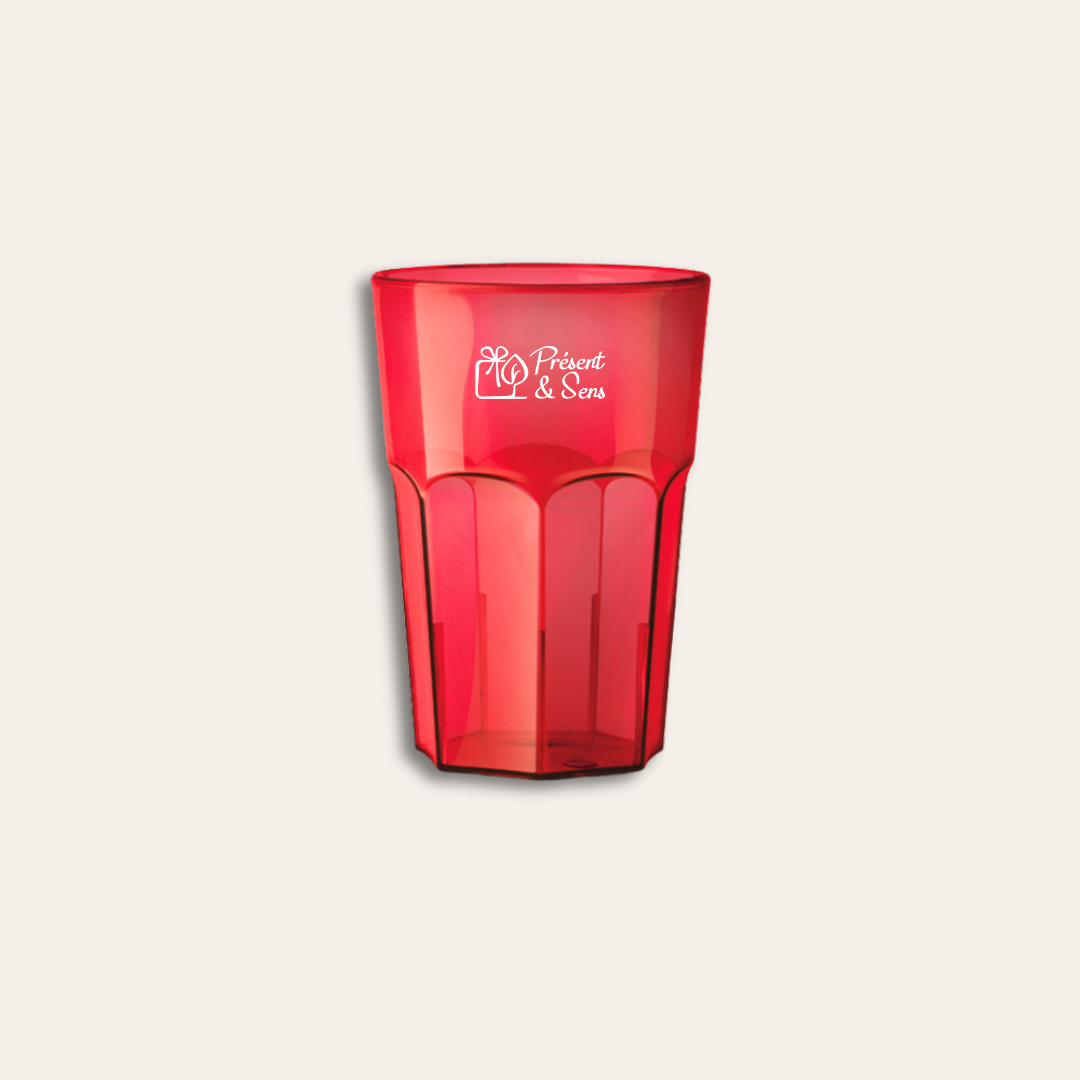 Gobelet Tritan 40cl personnalisable Verre coloris rouge et marqué Présent et Sens dessus.