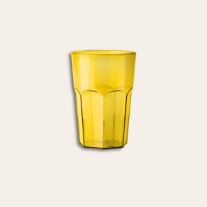 Verre coloris jaune.