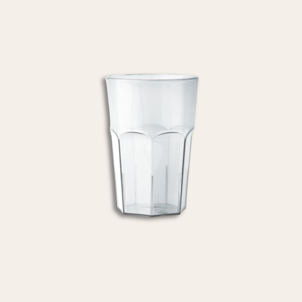 Verre transparent.