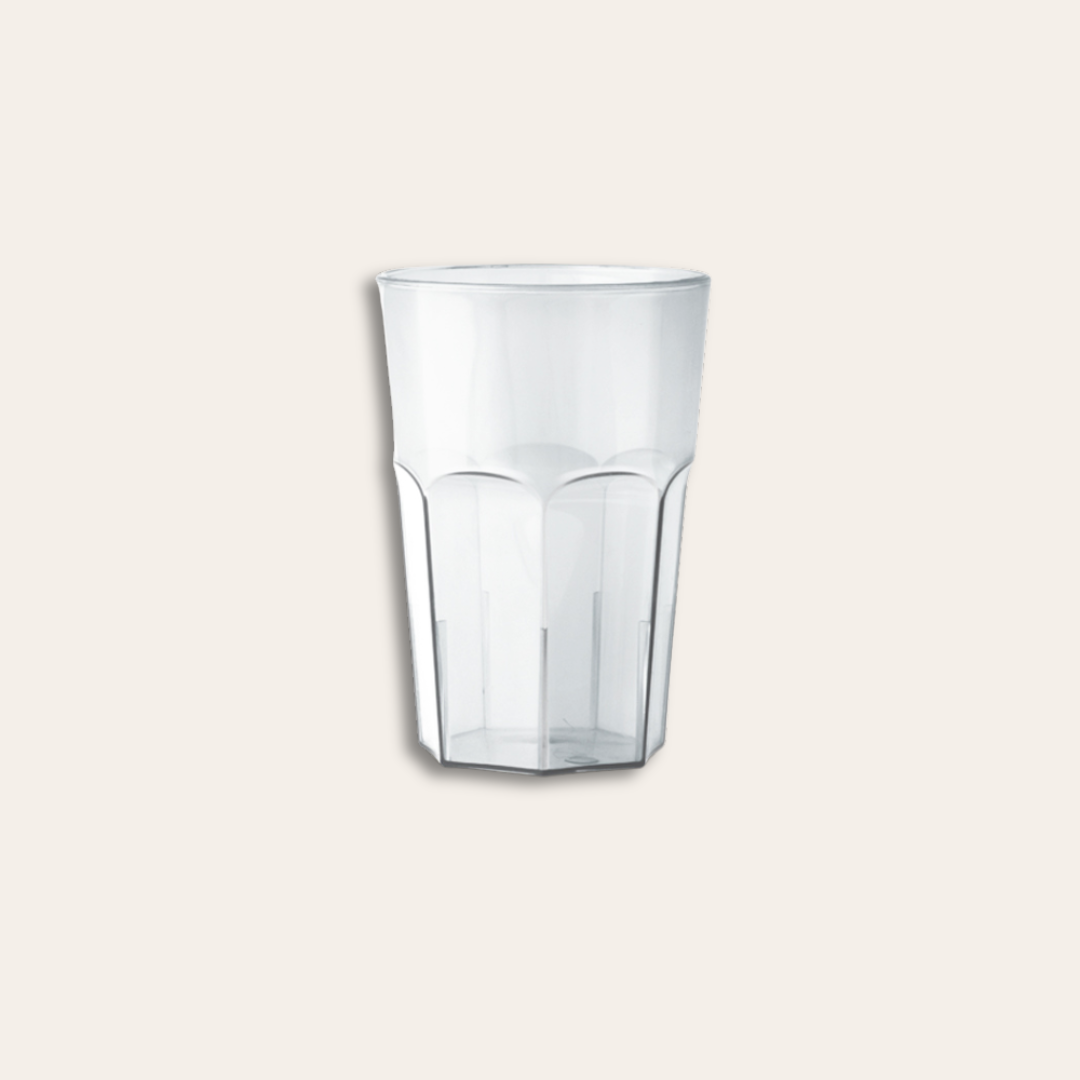 Gobelet Tritan transparent Verre transparent.