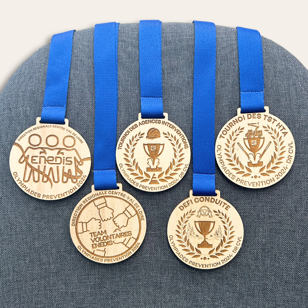 Médailles en bois personnalisable Médailles en bois publicitaire.