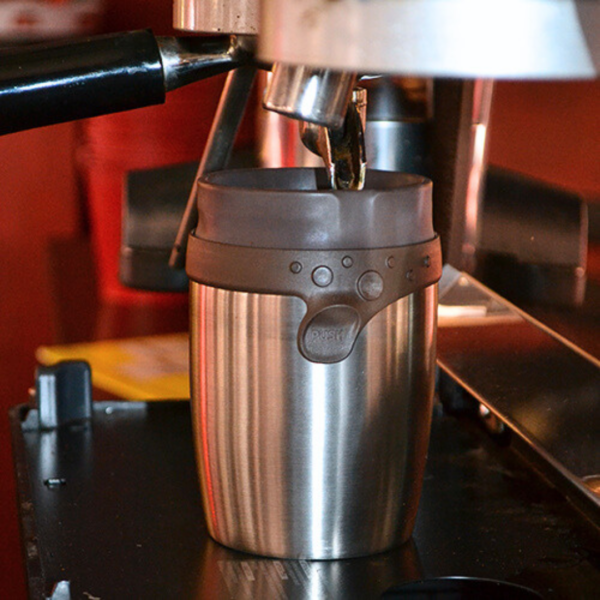 Mug inox 200ml refermable sous machine à café.