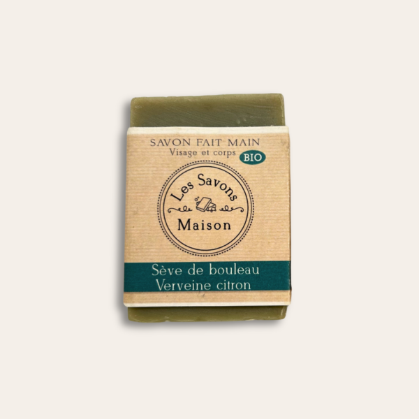 Savon bio fait main, sève de bouleau et verveine citron pour visage et corps.