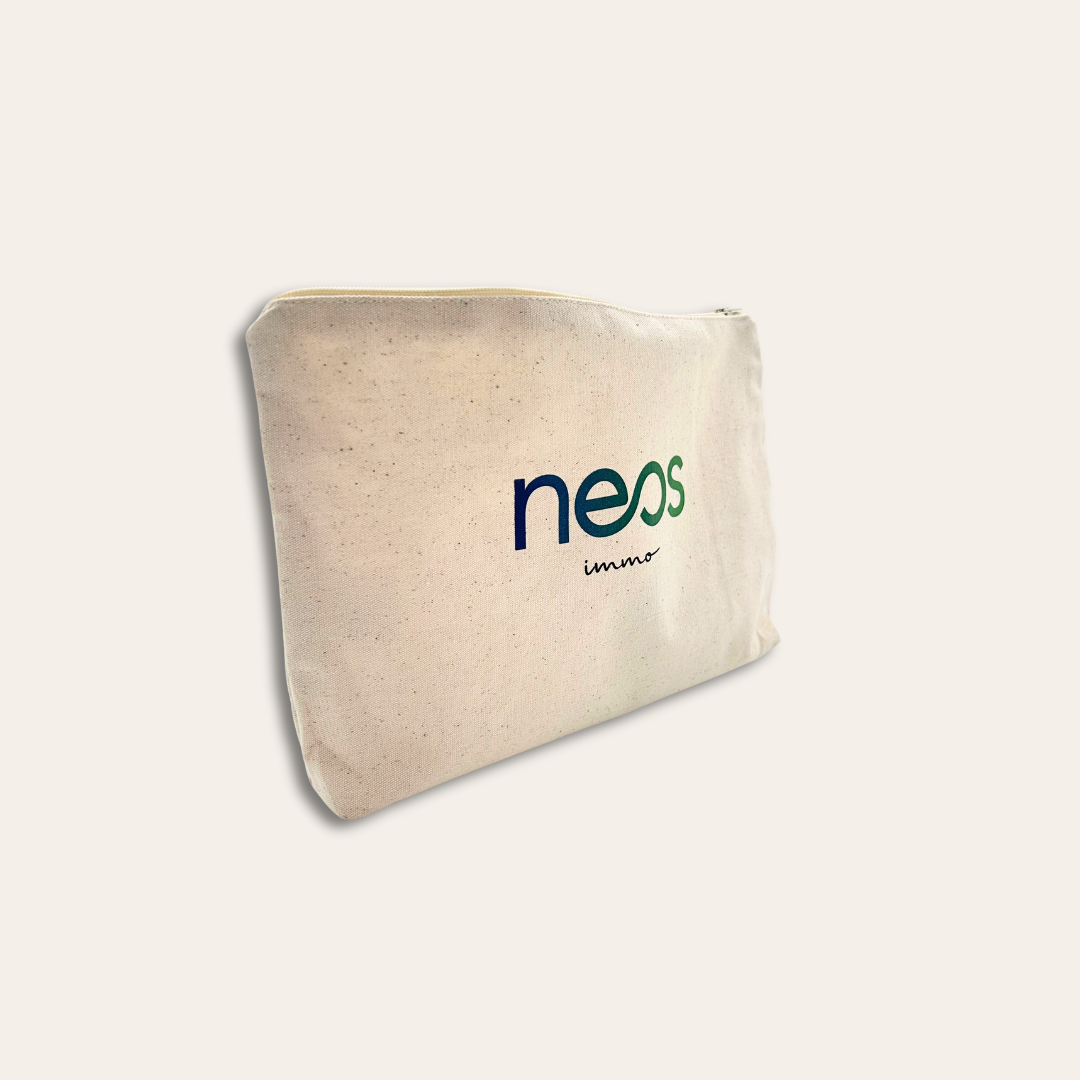Trousse coton personnalisé NEOS immo Trousse beige et écrit dessus NEOS immo.