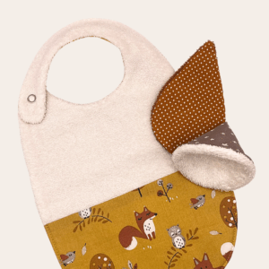 Coffret sur-mesure naissance avec tipi bavoir pour bébé fait main avec motifs renard et hibou, lingette en coton lavable à motifs et tipi