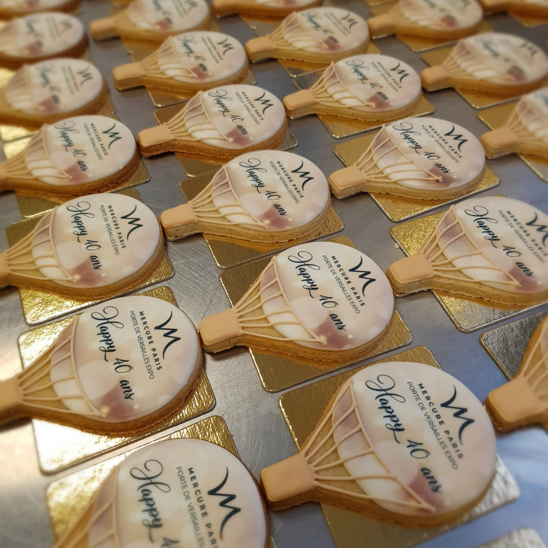 création unique mercure hotels biscuits personnalisés