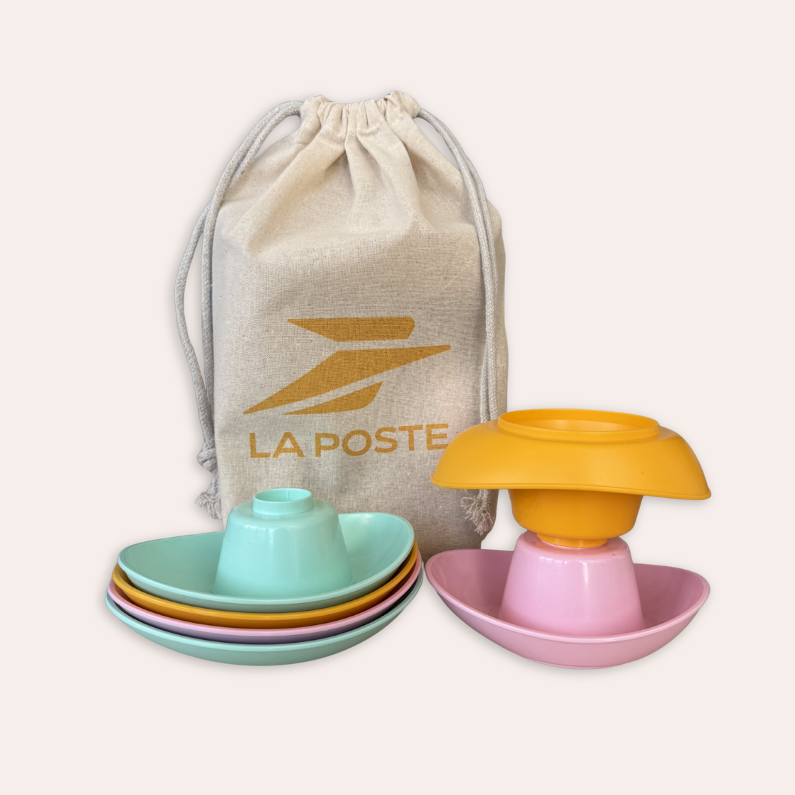 Coffret naissance - La Poste (1) Barques gigognes empilables multicolores, jouet de bain made in France en plastique recyclé